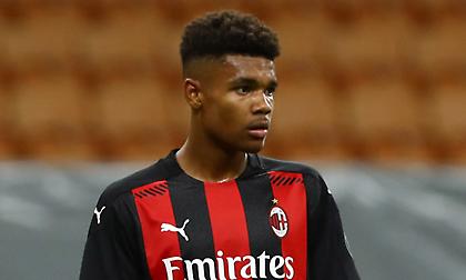 Τέλος καλό, όλα καλά με τον Ρόμπακ: Έδωσε σημάδια ζωής ο 20χρονος Σουηδός φορ της Μίλαν