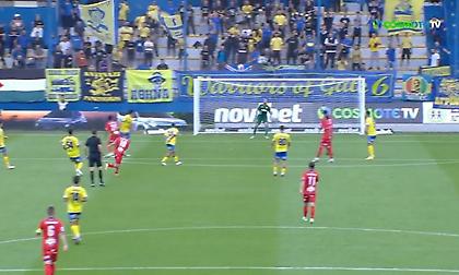 Τράνταξε το οριζόντιο δοκάρι το μακρινό σουτ του Τρουιγέ