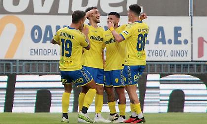 Νίκη-ανάσα για τον Παναιτωλικό, άφησε τον Βόλο στον πάτο!