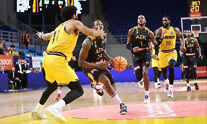 ΑΕΚ: Ο ΜάκΛεμορ φλέρταρε με το ιστορικό ρεκόρ τριπόντων του Χατζή!