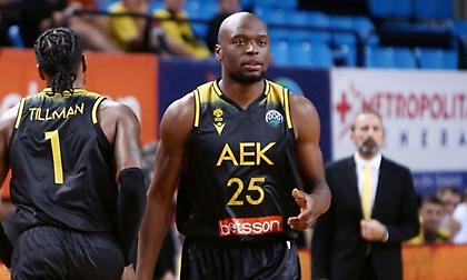 Πέταξε για Σαρδηνία εν όψει Σάσαρι η ΑΕΚ-Εκτός ο Καμπενγκέλε