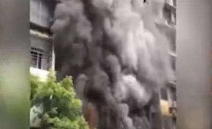 Δύο νεκροί και τρεις τραυματίες από πυρκαγιά σε πολυκατοικία στην Ινδία