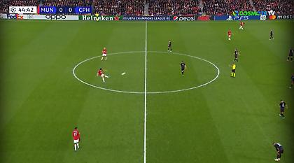 Βαρέθηκε και ο διαιτητής στο Γιουνάιτεντ-Κοπεγχάγη: Έληξε το ημίχρονο στο 44:43!