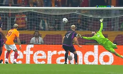 Ο Ούλραϊχ αρνήθηκε το γκολ στον Ακτούρκογλου με τρομερή απόκρουση!