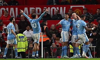 Παράσταση της Σίτι με τριάρα στο «θέατρο των ονείρων»!