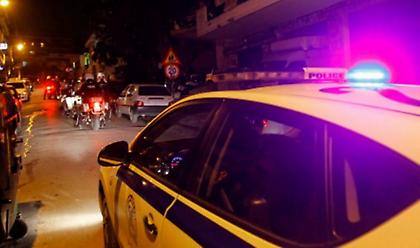 Δολοφονική επίθεση με τσεκούρια σε θαμώνες club στη Θεσσαλονίκη: Εξετάζονται οπαδικά κίνητρα