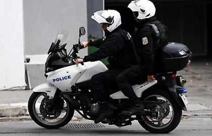 Επεισόδια σε Νέο Ηράκλειο και Εξάρχεια – Τραυματίστηκε 16χρονη σε αντιφασιστική συναυλία