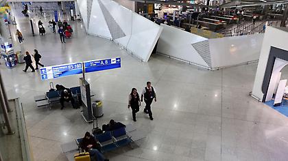 Συνελήφθησαν 21 Ιταλοί νεοναζί στο «Ελευθέριος Βενιζέλος»