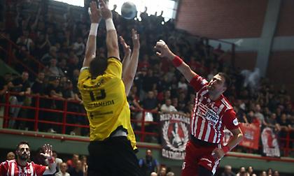 Ολυμπιακός-ΑΕΚ στους «16» του Κυπέλλου