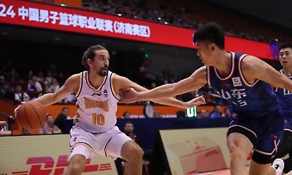 Συστήθηκε με τρομερό νταμπλ-νταμπλ στην Κίνα ο Σβεντ!