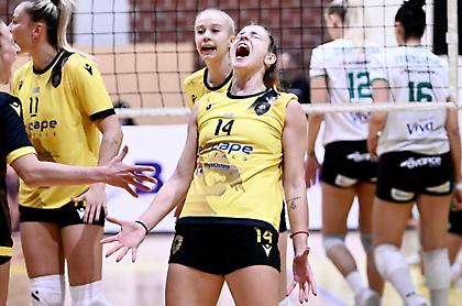 Ψυχωμένη ΑΕΚ έβαψε «κιτρινόμαυρο» το ντέρμπι με τον Παναθηναϊκό!