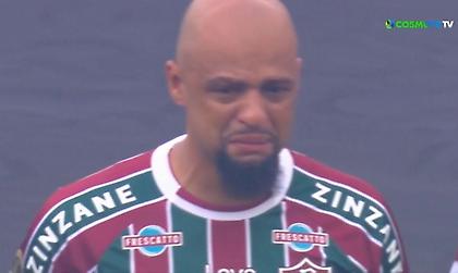 Πλάνταξε στο κλάμα ο Φελίπε Μέλο την ώρα της ανάκρουσης του ύμνου της Βραζιλίας