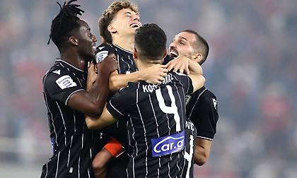 O Oλυμπιακός άφησε τον ΠΑΟΚ να παίξει και αυτός τον εκτέλεσε με τέσσερα γκολ