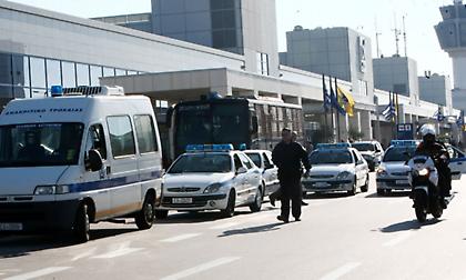 «Πονοκέφαλος» το ενδεχόμενο συνάντησης οπαδών ΠΑΟ, Ολυμπιακού, ΑΕΚ και Μαρσέιγ στο αεροδρόμιο!