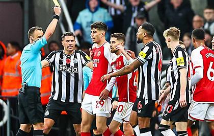 Σε πόλεμο η Άρσεναλ με τους διαιτητές: Έστειλε βίντεο παραπόνων!