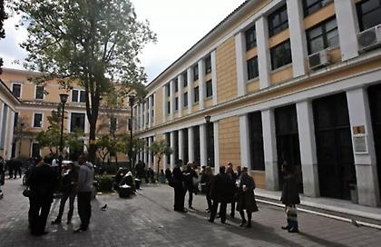Προθεσμία πήραν οι κατηγορούμενες για τη δολοφονία της 23χρονης Φαίης