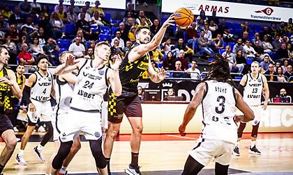 Δεύτερη νίκη για Τενερίφη, Χάποελ Ιερουσαλήμ, Βόννη