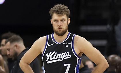 Πρώτο ματς χωρίς συμμετοχή για Βεζένκοφ στους Κινγκς