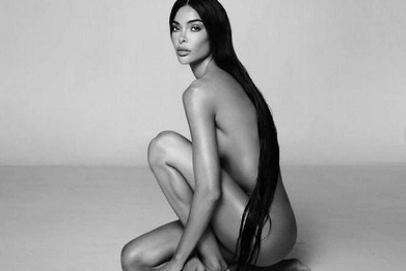 Η σύζυγος του Ντάνι Άλβες ανέβασε γυμνές φωτογραφίες στο Instagram