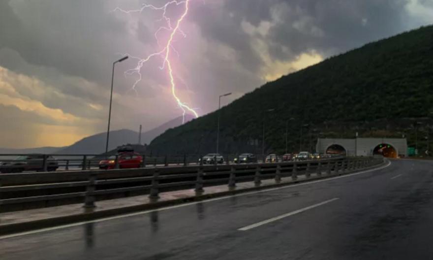 Καιρός: Πώς και πού θα «χτυπήσει» η κακοκαιρία το Σάββατο