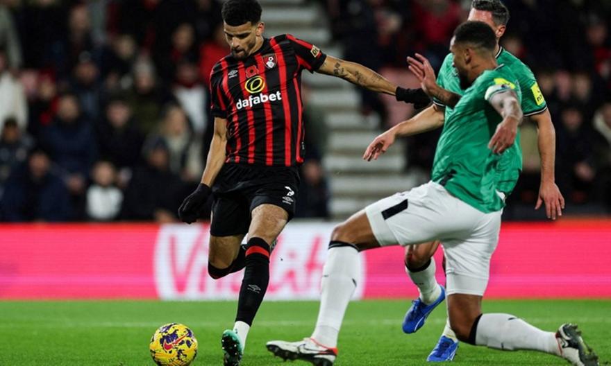 Μπόρνμουθ-Νιούκαστλ 2-0