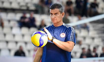 Μιτσέλι: «Ώρα να δούμε το επίπεδο των δύο ομάδων στο ντέρμπι με τον Παναθηναϊκό»