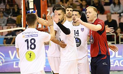 «Βούλιαξε» την Κηφισιά και ανέβηκε στη 2η θέση ο Φοίνικας