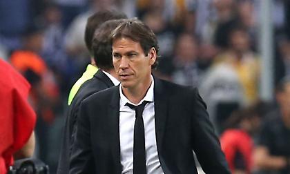 Καβγάς μεταξύ Ντε Λαουρέντις και Γκαρσιά στα αποδυτήρια της Νάπολι!