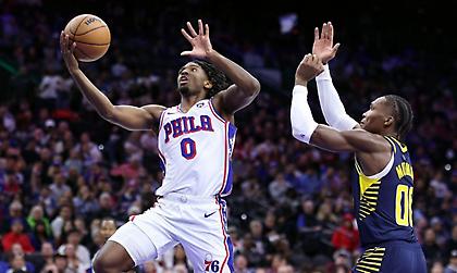 Σαρώνουν Σίξερς και Μάβερικς, προβληματίζουν Σανς και Γουόριορς