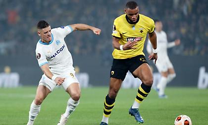 ΑΕΚ: Μένει στην Ελλάδα λόγω ενοχλήσεων ο Μουκουντί