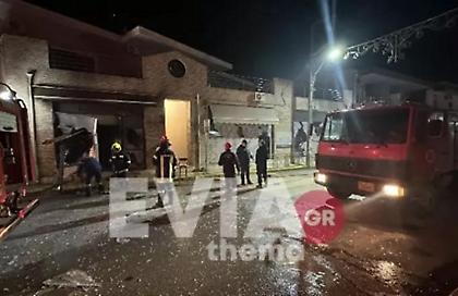Κάηκε ολοσχερώς τα ξημερώματα κέντρο διασκέδασης στα Ψαχνά