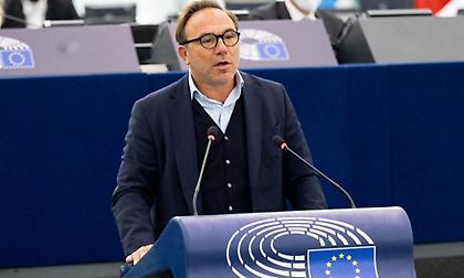 Αποχώρησε από την ευρωομάδα του ΣΥΡΙΖΑ ο Πέτρος Κόκκαλης: Αναμένεται να δημιουργήσει νέο πολιτικό φορέα!