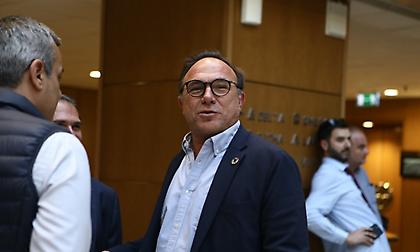 Πέτρος Κόκκαλης: Θέλει νέο πράσινο κόμμα στα αριστερά της ΝΔ