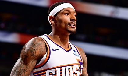 Άλλες τρεις εβδομάδες στα… πιτς ο Μπιλ για τους Σανς!