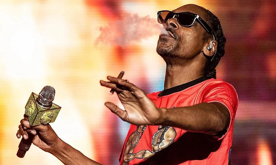 Ο Snoop Dogg ανακοίνωσε ότι κόβει το... κάπνισμα