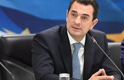 Σκρέκας: Θέλουμε να βάλουμε τάξη στο χάος των παραπλανητικών προσφορών