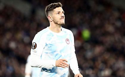 Νικολακόπουλος: «Με Γιόβετιτς σέντερ φορ ο Ολυμπιακός κόντρα στον Παναιτωλικό»