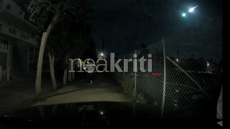 Εντυπωσιακό βίντεο: Άγνωστο αντικείμενο φώτισε τον ουρανό του Ηρακλείου!