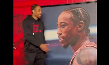 Έλληνας tattoo artist έφτιαξε εντυπωσιακό πίνακα στον ΝτεΡόζαν και του τον παρέδωσε προσωπικά!