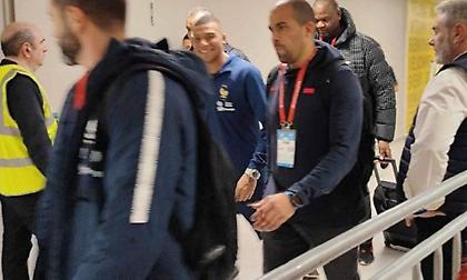 Με συνοδεία στη μικτή ζώνη της OPAP Arena ο Εμπαπέ