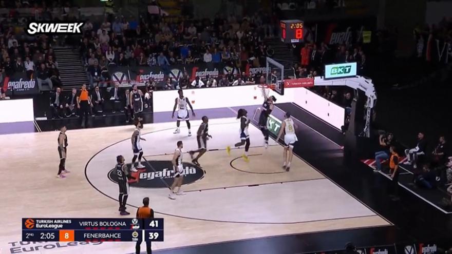 Βίρτους Μπολόνια-Φενέρμπαχτσε: Εντυπωσιακό κάρφωμα Σενγκέλια