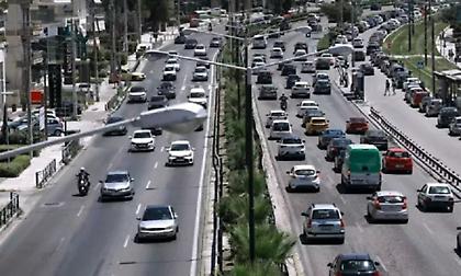 Αυξημένη κίνηση σε κεντρικούς δρόμους της Αθήνας