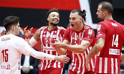 «Πάτησε» την Καλαμάτα και στρέφεται στη Ροζελάρε ο Ολυμπιακός