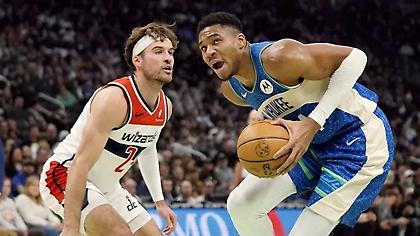 Το σόου του Γιάννη Αντετοκούνμπο και των Λίλαρντ, Λόπεζ κόντρα στους Γουίζαρντς