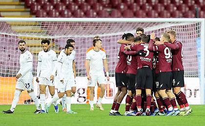 Τούμπαρε τη Λάτσιο η Σαλερνιτάνα και ανασαίνει!