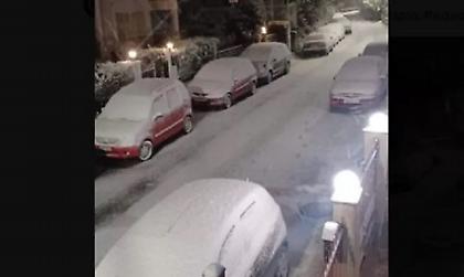 Κακοκαιρία: Έπεσαν τα πρώτα χιόνια, κλειστό το Ρίο - Αντίρριο, απεγκλωβίστηκε λεωφορείο με 45 επιβάτες στο Καϊμακτσαλάν