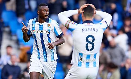 Aπίθανη Σοσιεδάδ «βύθισε» τη Σεβίλλη με γκολάρες και επέστρεψε στην πεντάδα!