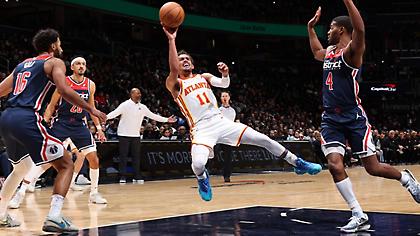 Περίπατος των Χοκς στην Γουάσινγκτον, οι Κλίπερς διέλυσαν τους Μάβερικς και 3η σερί εκτός έδρας νίκη για τους Λέικερς