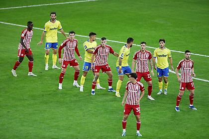 Νικολακόπουλος: «Σαν να μην έχει συνέλθει ο Ολυμπιακός από το 2-4 από τον ΠΑΟΚ…»