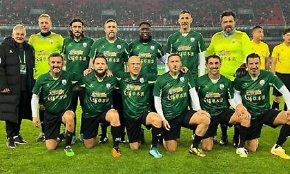 «Μαγεία» Καραγκούνη και γκολάρα με φάουλ σε φιλικό θρύλων στην Κίνα